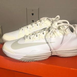 Nike Women’s Lunar Ballistec